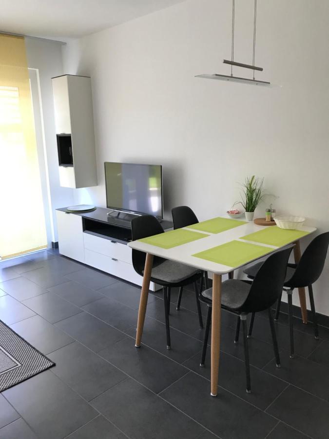 Schöne Neubauwohnung Mit Garten Meran